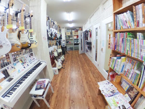 生駒　エレキギター