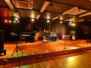 橿原　ジャズライブ