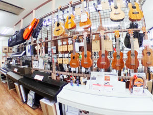 富田林　ウクレレ　電子ピアノ