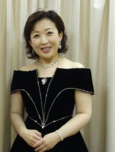 声楽講師　ピアノ講師　西田想人美