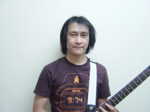 ギター講師　岡本 雅央