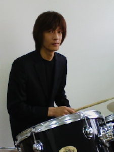 ドラム講師　上田高史