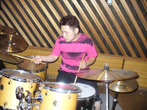 ドラム講師　島田 友博