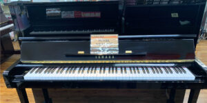 中古ピアノ YAMAHA MC10BL