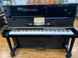 中古ピアノ YAMAHA MC10BL